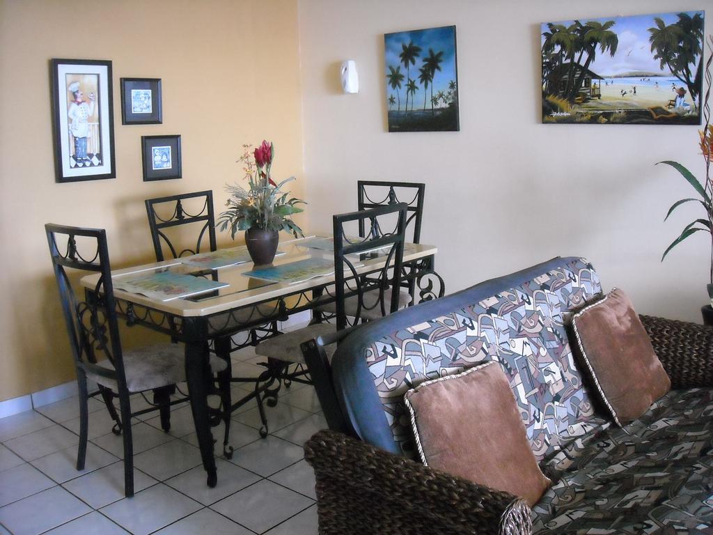 Ocean Front Apartment Luquillo Eksteriør billede