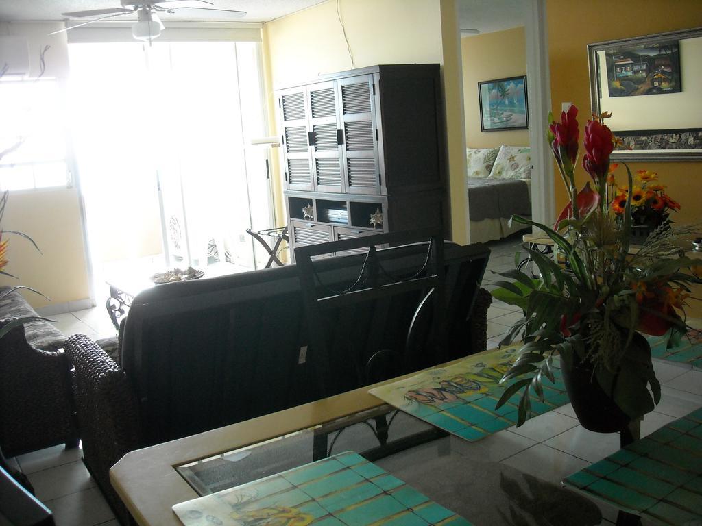 Ocean Front Apartment Luquillo Eksteriør billede