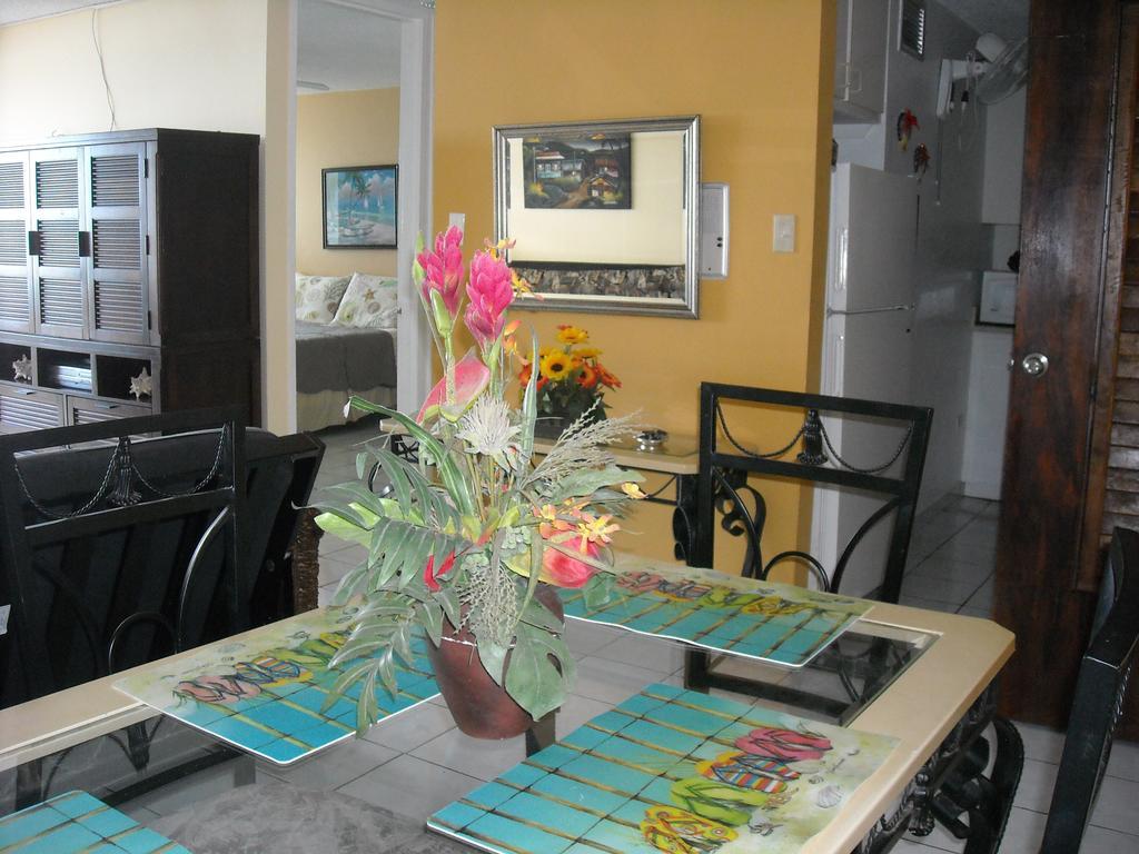 Ocean Front Apartment Luquillo Eksteriør billede